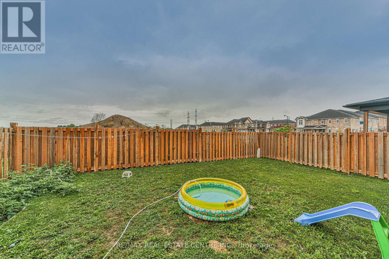 85 Homestead Way, Thorold, Ontario  L2V 0J8 - Photo 16 - X12435609