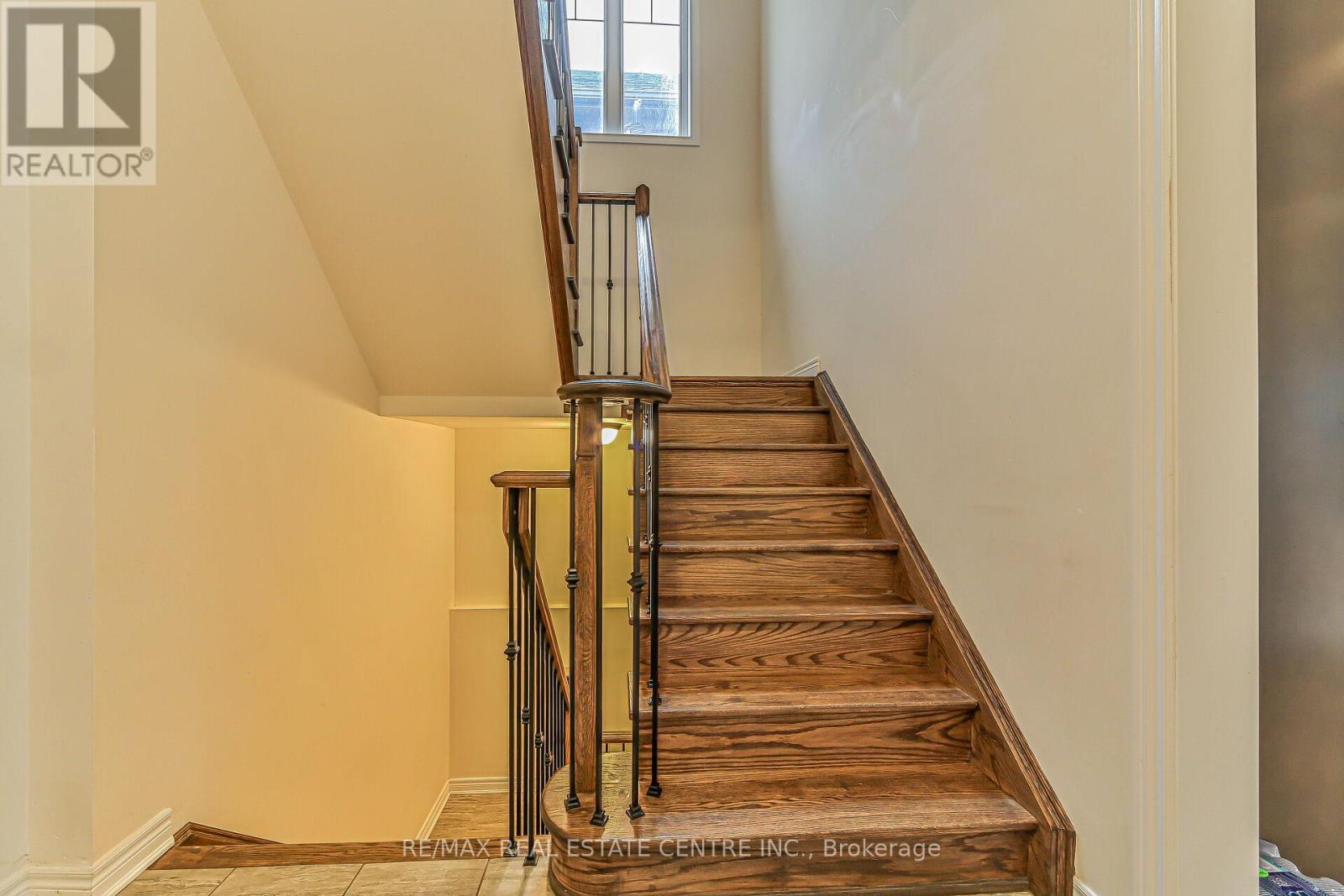 85 Homestead Way, Thorold, Ontario  L2V 0J8 - Photo 19 - X12435609