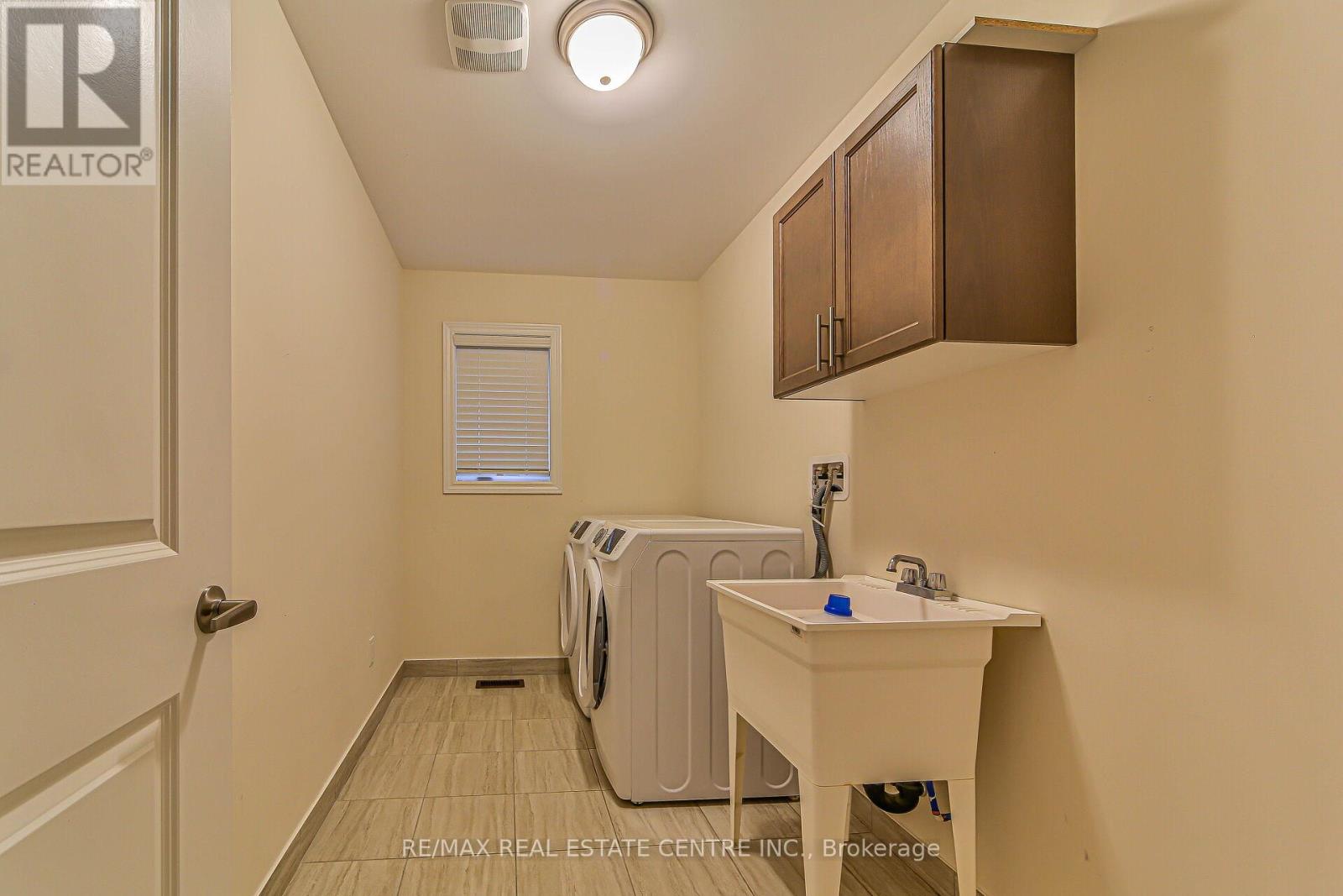 85 Homestead Way, Thorold, Ontario  L2V 0J8 - Photo 21 - X12435609