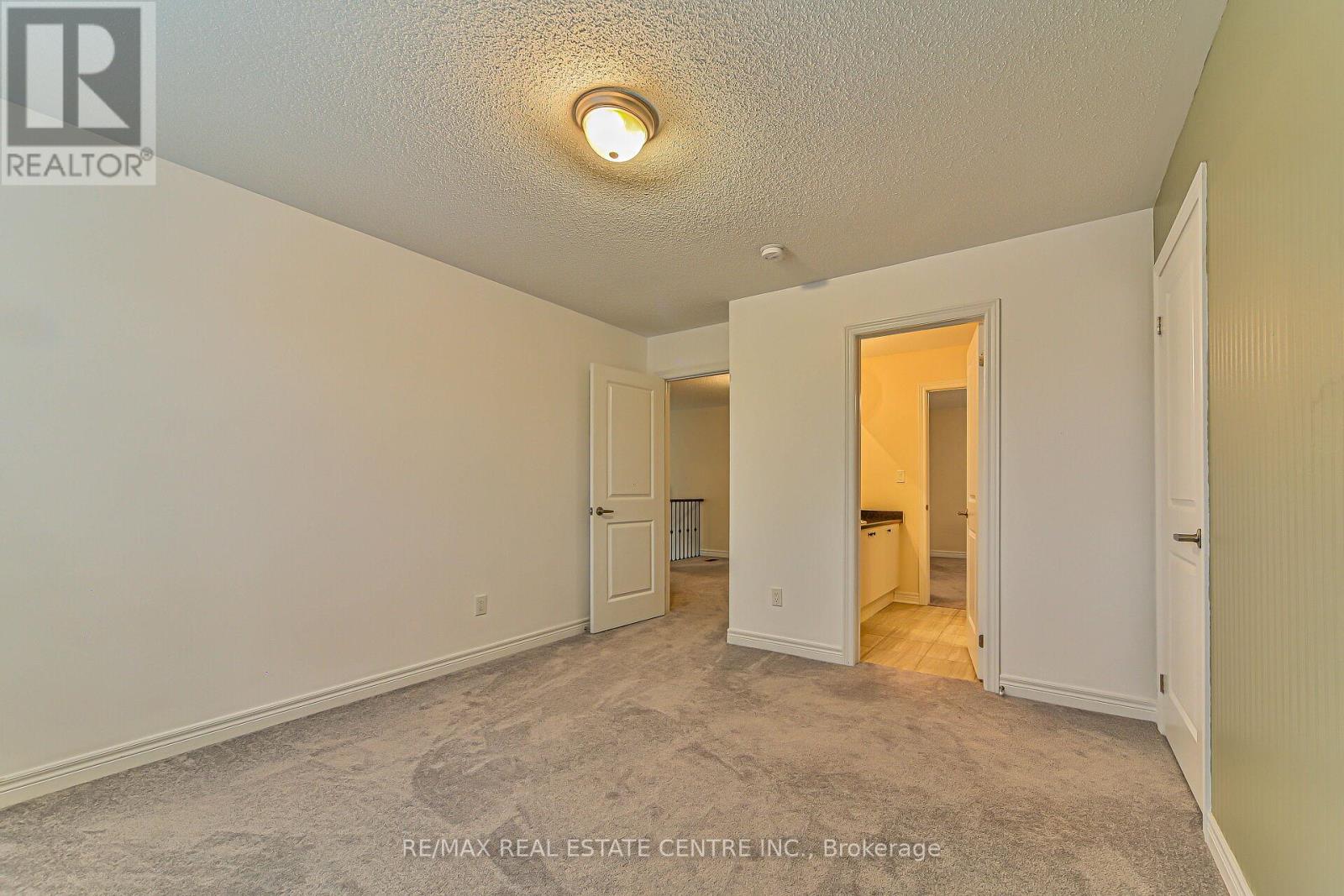 85 Homestead Way, Thorold, Ontario  L2V 0J8 - Photo 26 - X12435609