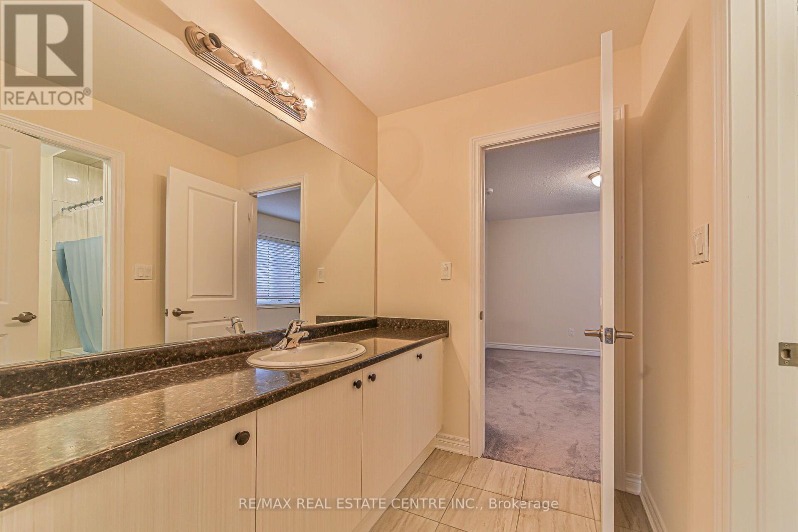 85 Homestead Way, Thorold, Ontario  L2V 0J8 - Photo 27 - X12435609