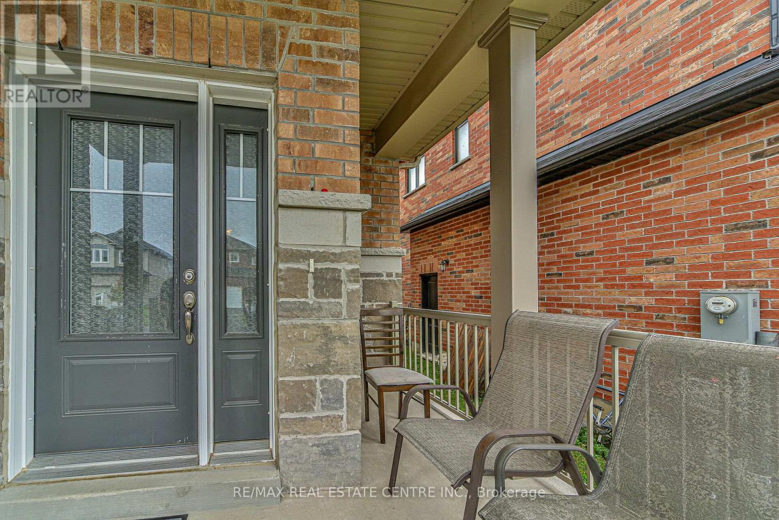 85 Homestead Way, Thorold, Ontario  L2V 0J8 - Photo 6 - X12435609
