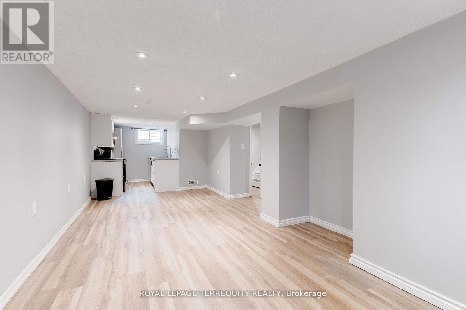 739 Upper Gage Avenue, Hamilton, Ontario  L8V 4J9 - Photo 18 - X12435614