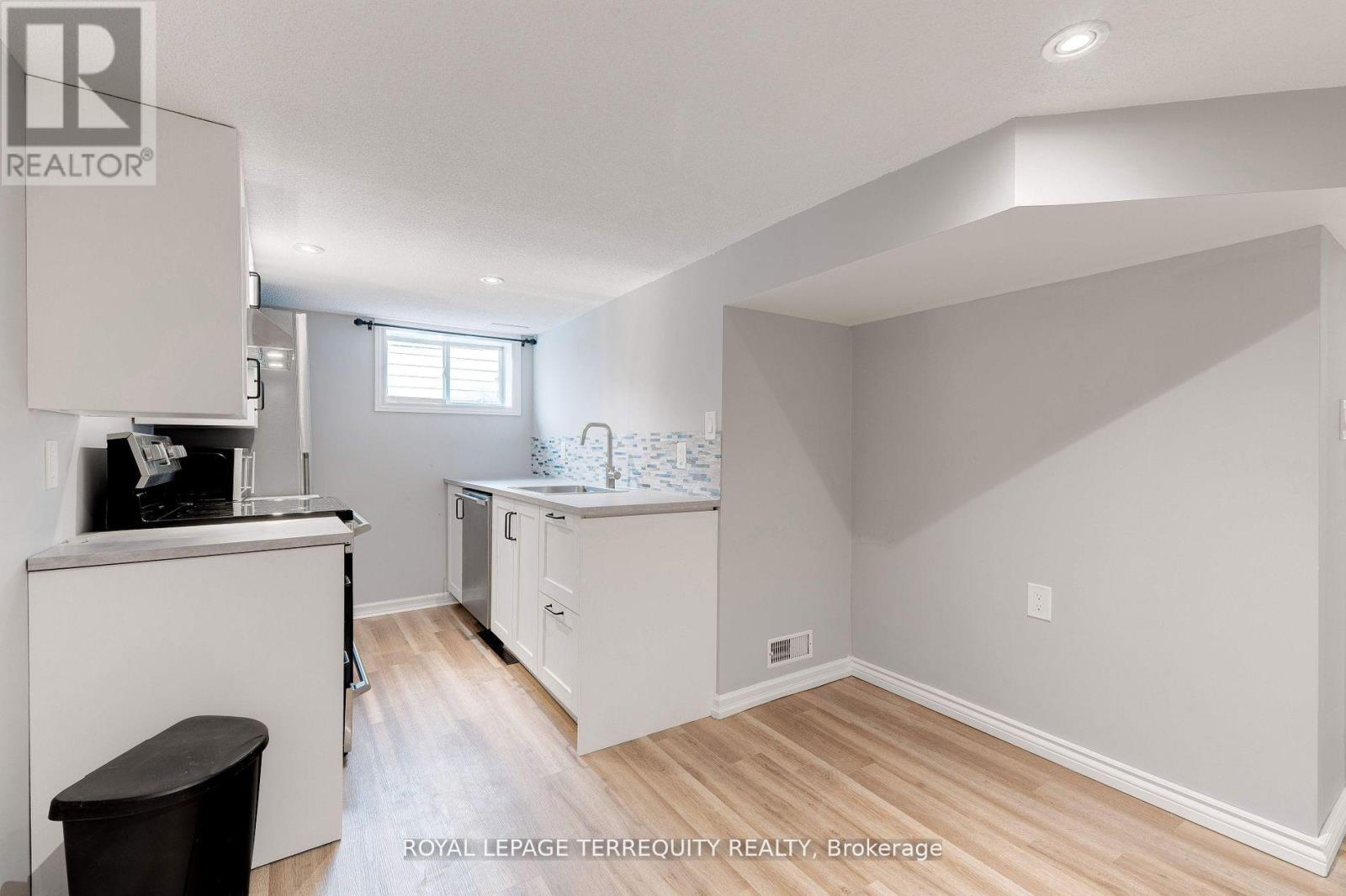 739 Upper Gage Avenue, Hamilton, Ontario  L8V 4J9 - Photo 21 - X12435614