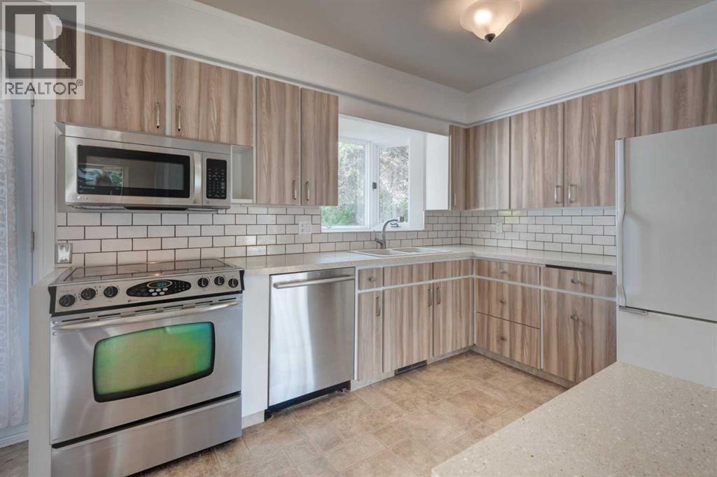32 Atlanta Crescent Se, Calgary, Alberta  T2J 0Y1 - Photo 13 - A2234960