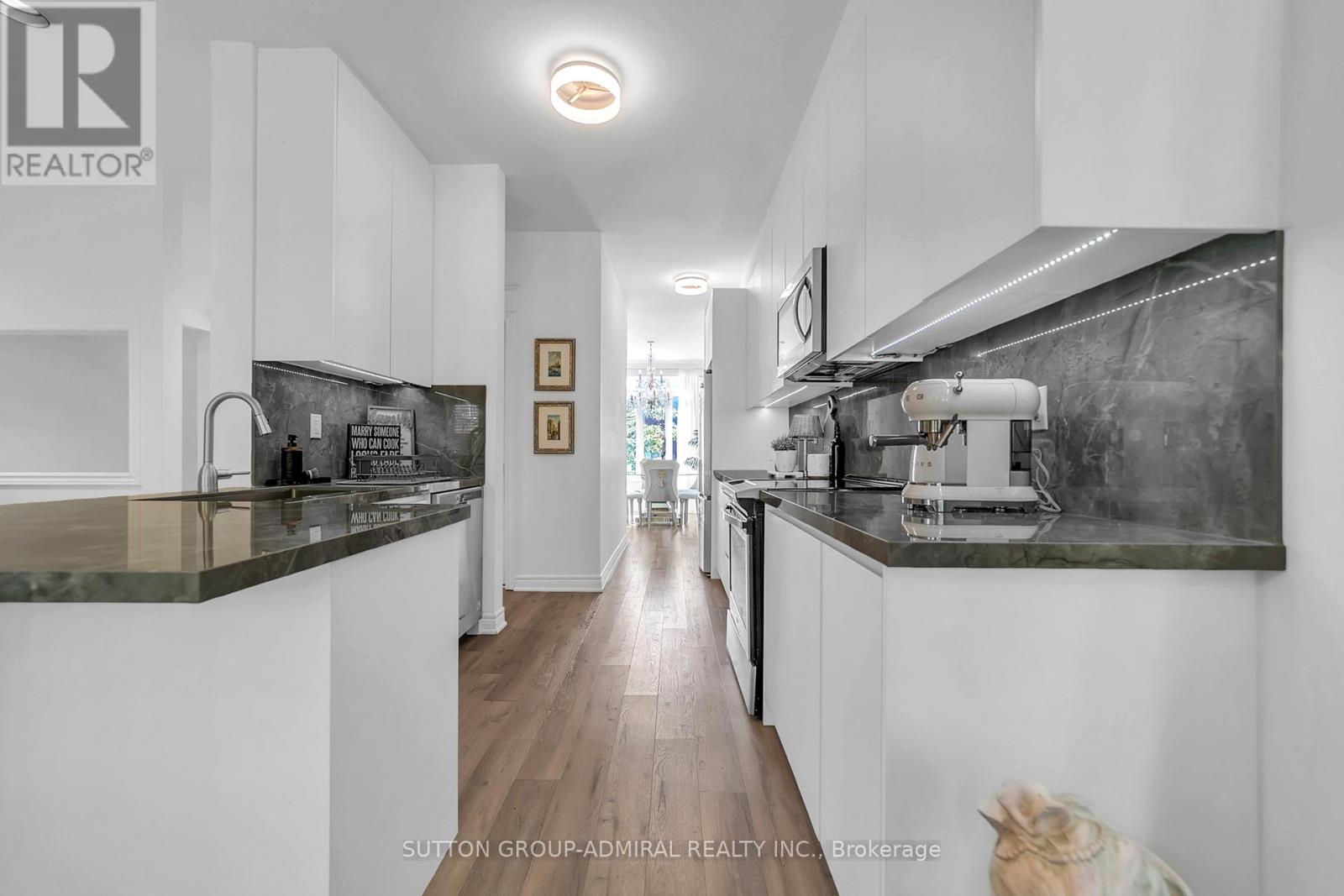 64 - 255 Shaftsbury Avenue, Richmond Hill, Ontario  L4C 0L9 - Photo 11 - N12435061
