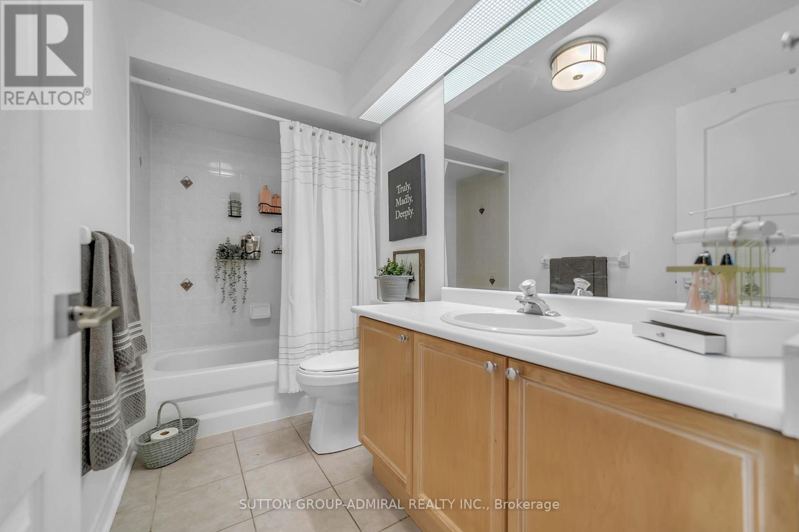 64 - 255 Shaftsbury Avenue, Richmond Hill, Ontario  L4C 0L9 - Photo 27 - N12435061