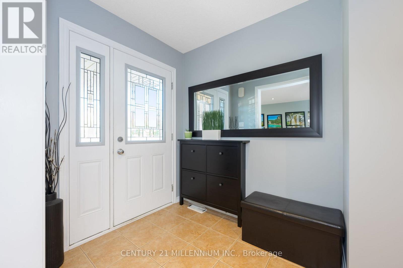 171 Elaine Drive, Orangeville, Ontario  L9W 4S5 - Photo 4 - W12433623