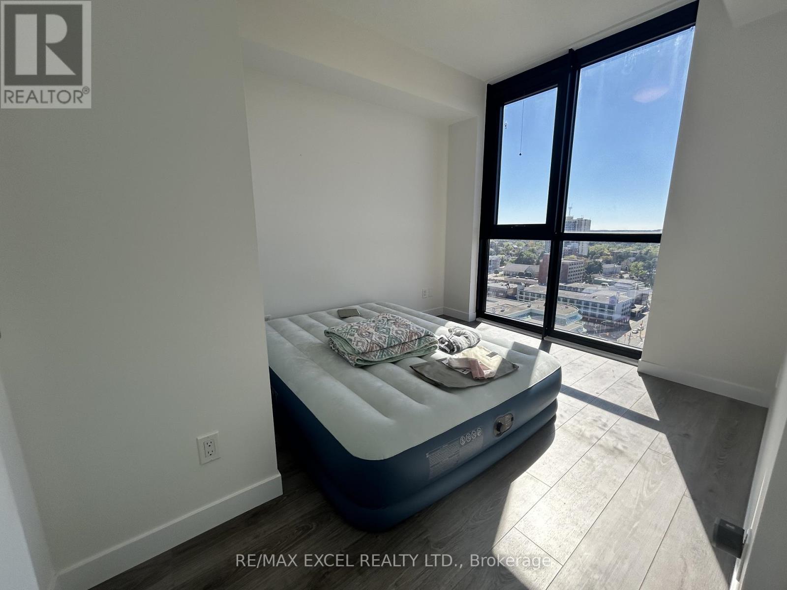1513 - 60 Frederick Street, Kitchener, Ontario  N2H 0C7 - Photo 8 - X12435282