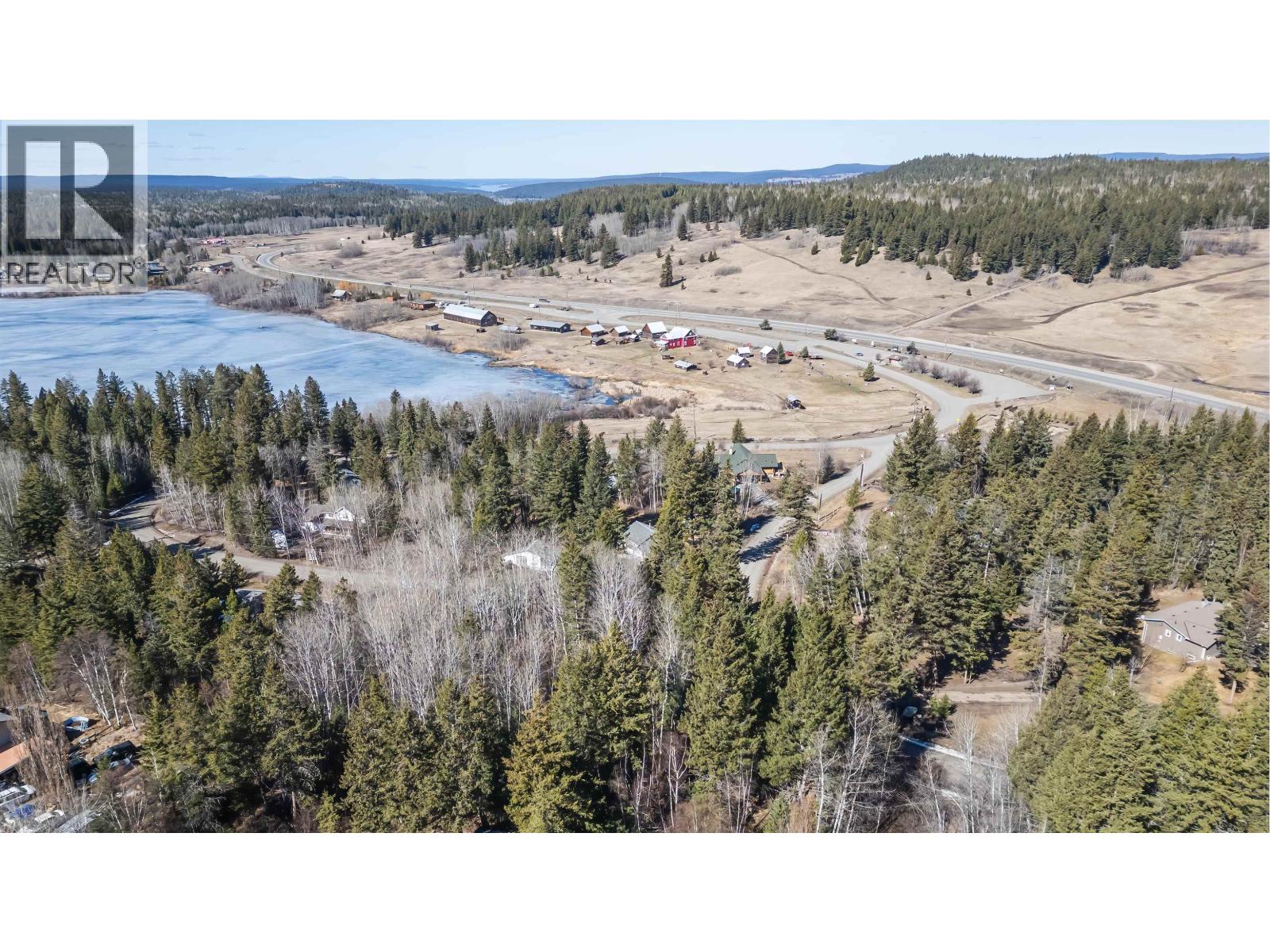 4722 CARIBOO DRIVE, 108 Mile Ranch, British Columbia