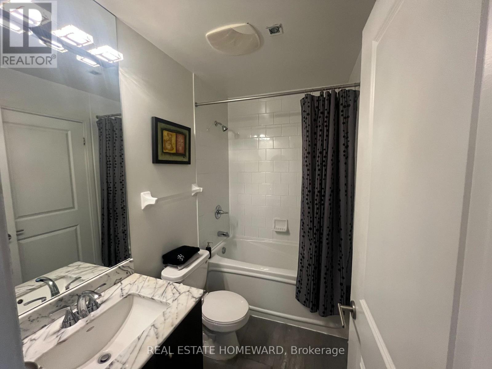 208 - 18 Yorkville Avenue, Toronto, Ontario  M4W 3Y8 - Photo 6 - C12435651
