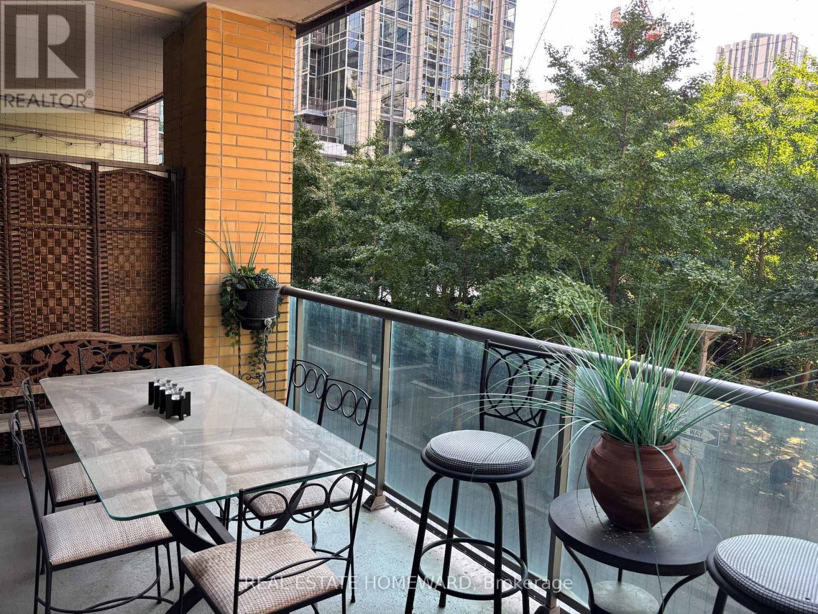 208 - 18 Yorkville Avenue, Toronto, Ontario  M4W 3Y8 - Photo 7 - C12435651