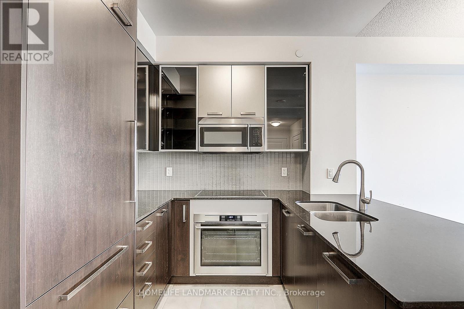 2711 - 5168 Yonge Street, Toronto, Ontario  M2N 0E9 - Photo 10 - C12435655