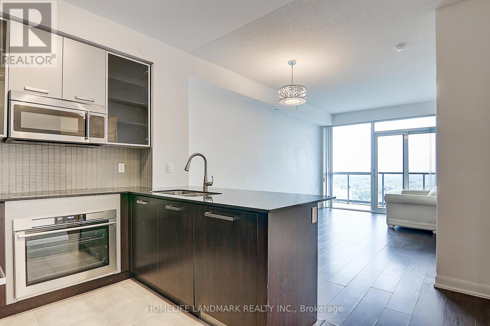 2711 - 5168 Yonge Street, Toronto, Ontario  M2N 0E9 - Photo 8 - C12435655