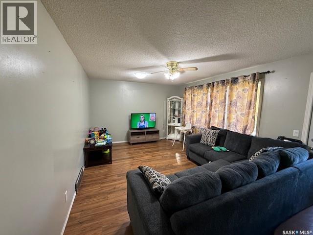 608 East Avenue, Kamsack, Saskatchewan  S0A 1S0 - Photo 7 - SK019711
