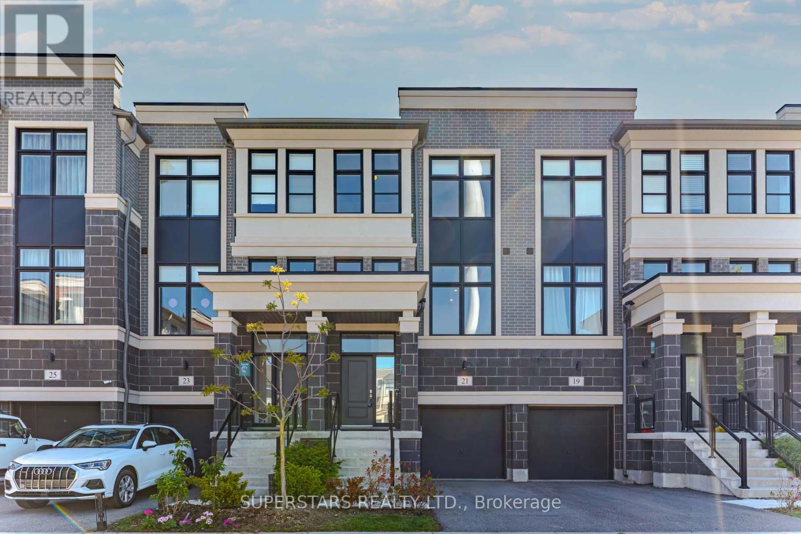21 ARMILLO PLACE, Markham, Ontario
