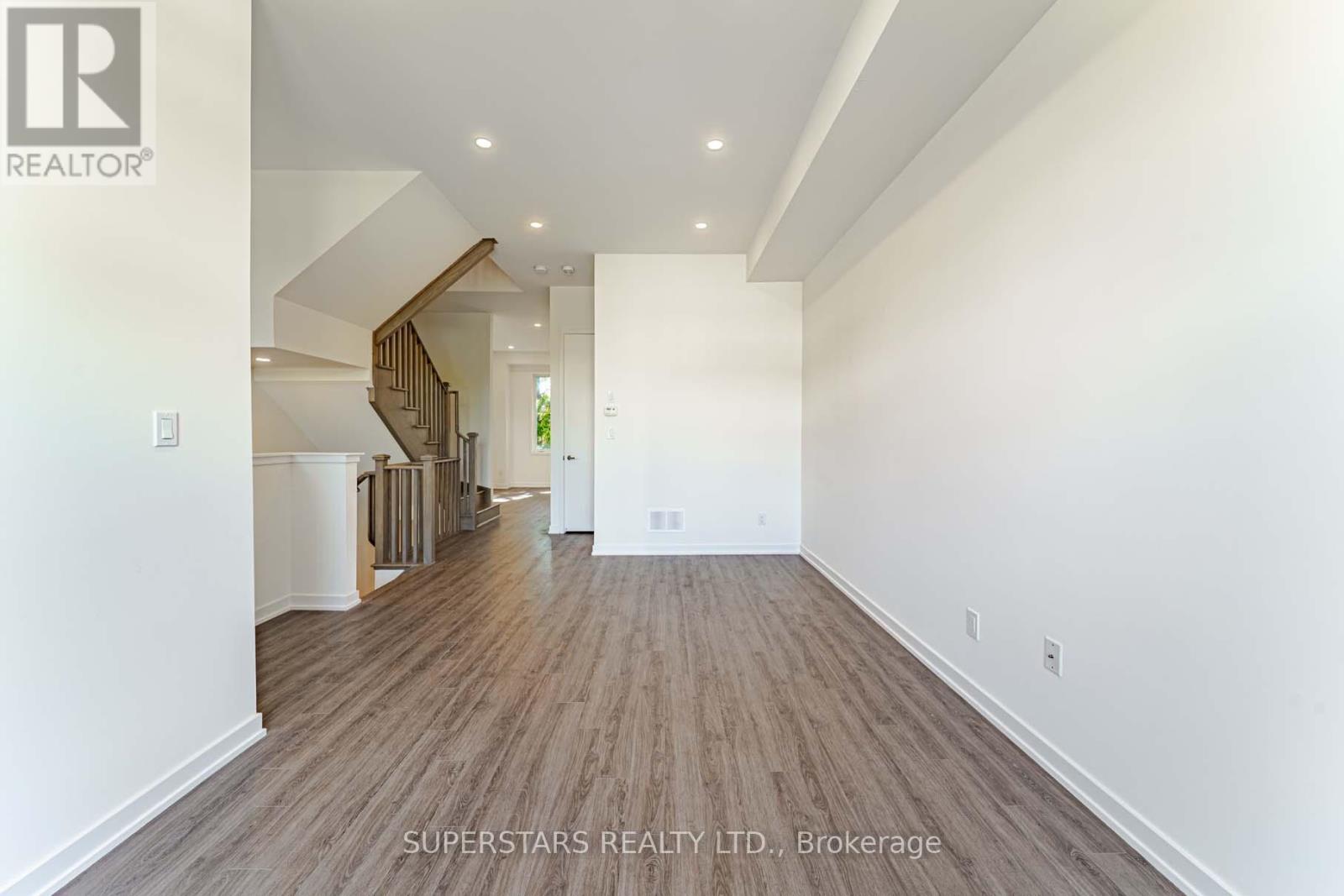 21 Armillo Place, Markham, Ontario  L6E 0V4 - Photo 9 - N12435648