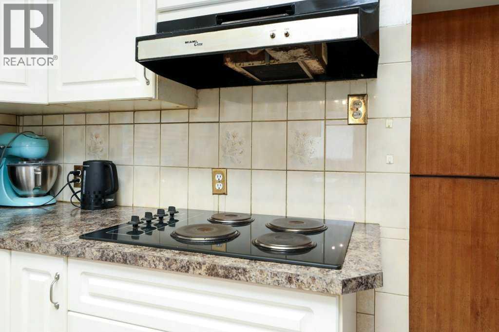 Lorem Ipsum Dolo, Lethbridge, Alberta  T1K  - Photo 9 - DEMO28854813