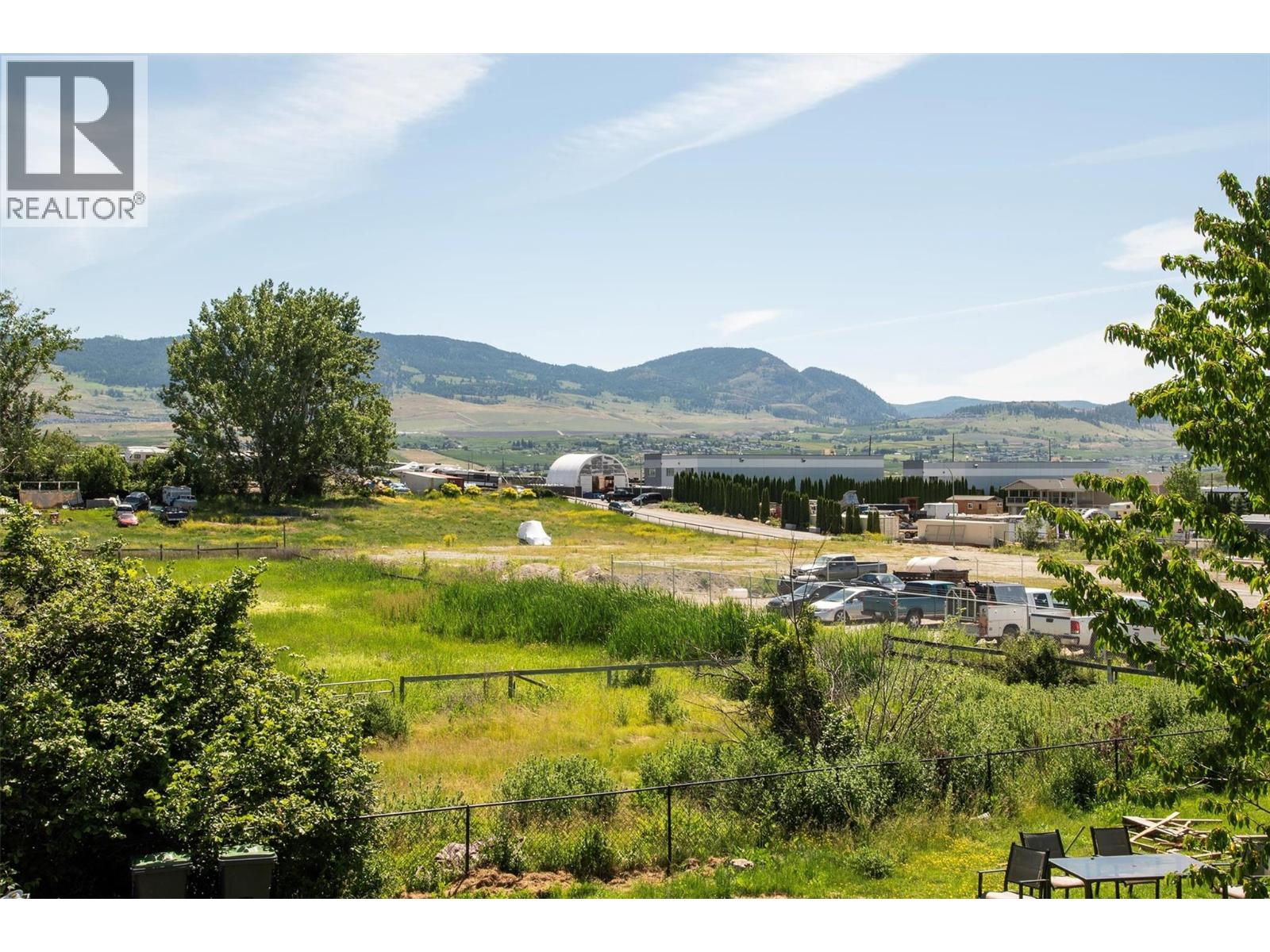 215 Arab Road Kelowna Photo 10