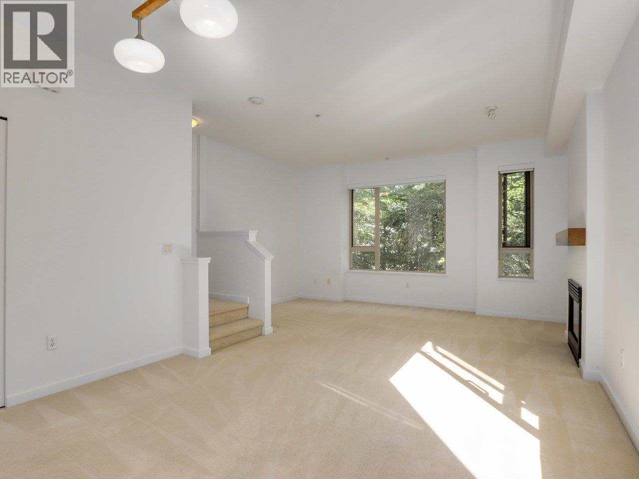 114 9229 University Crescent, Burnaby, British Columbia  V5A 4Z2 - Photo 3 - R3053216