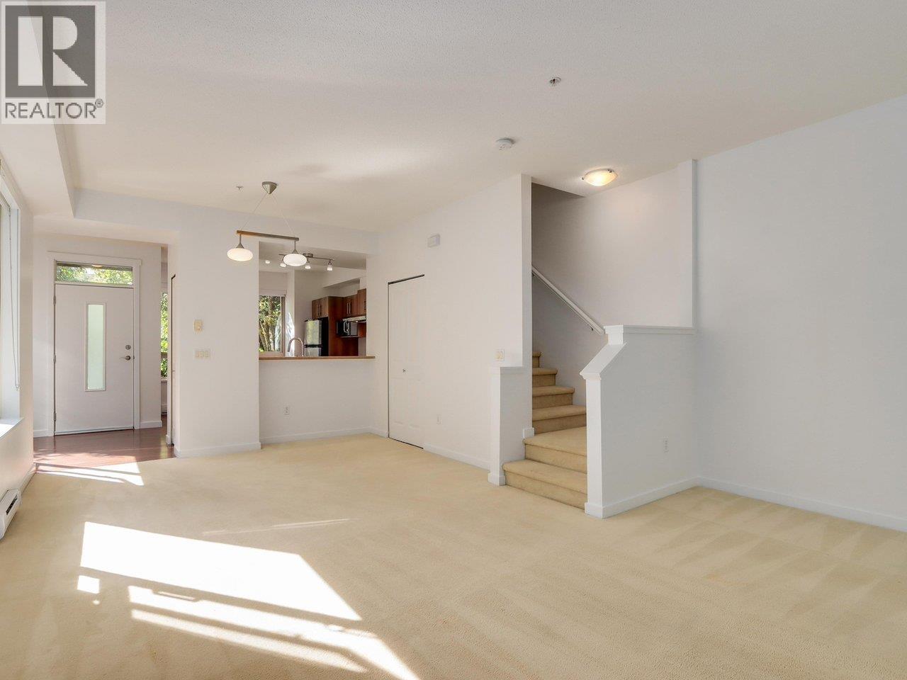 114 9229 University Crescent, Burnaby, British Columbia  V5A 4Z2 - Photo 6 - R3053216