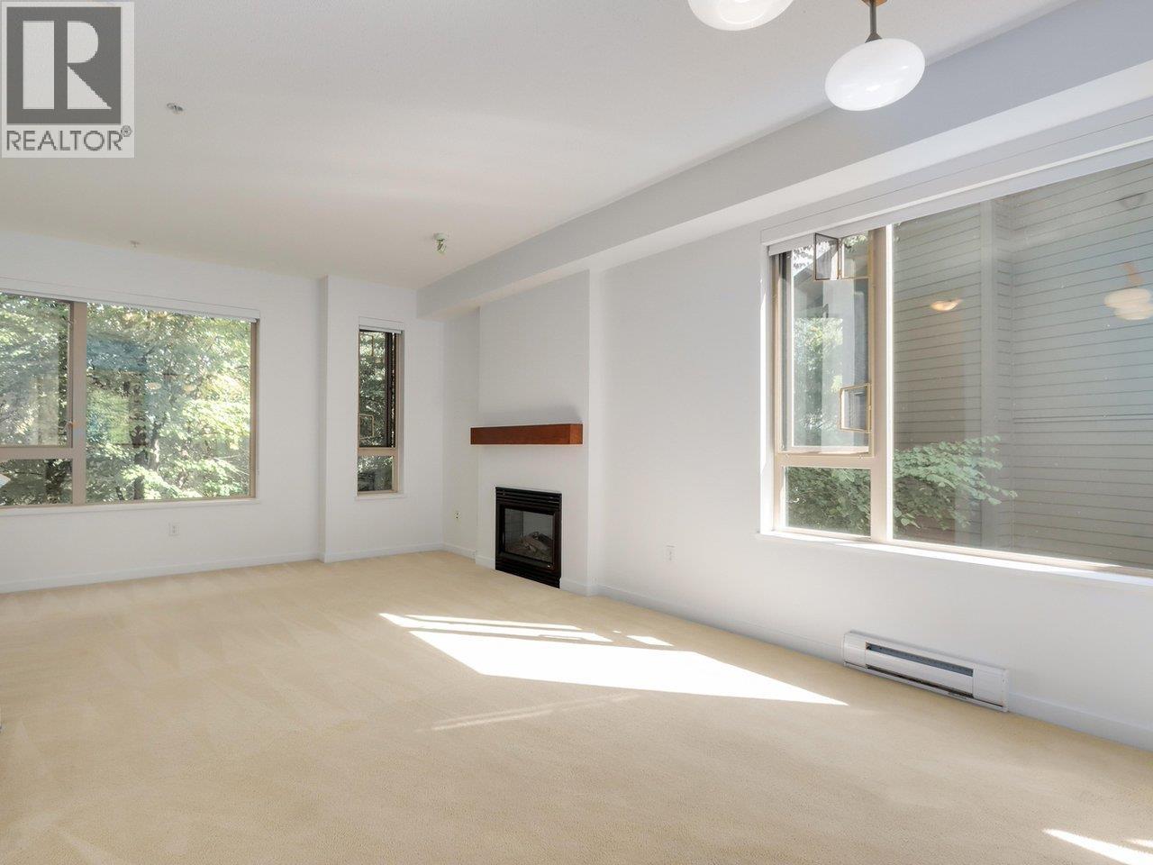 114 9229 University Crescent, Burnaby, British Columbia  V5A 4Z2 - Photo 4 - R3053216