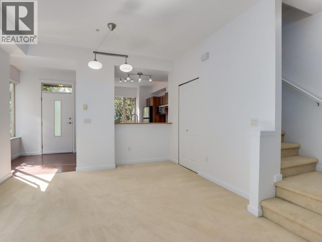 114 9229 University Crescent, Burnaby, British Columbia  V5A 4Z2 - Photo 8 - R3053216