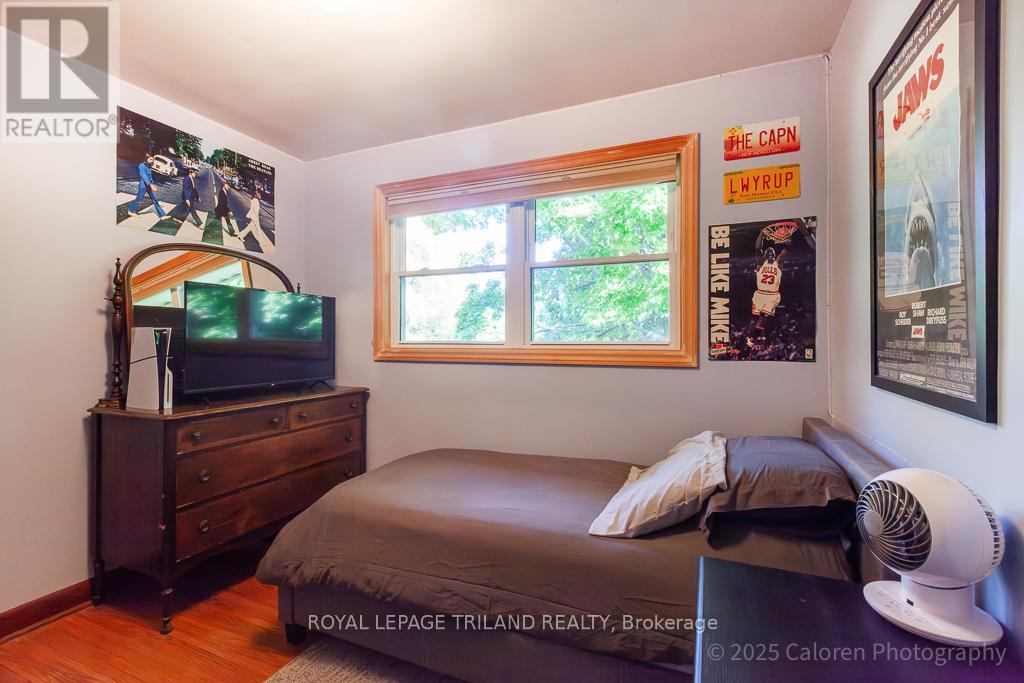 749 Commissioners Road W, London South, Ontario  N6K 1B6 - Photo 26 - X12435679