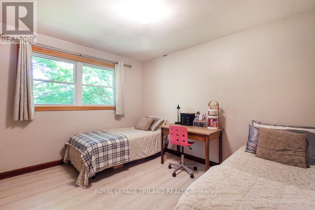 749 Commissioners Road W, London South, Ontario  N6K 1B6 - Photo 29 - X12435679