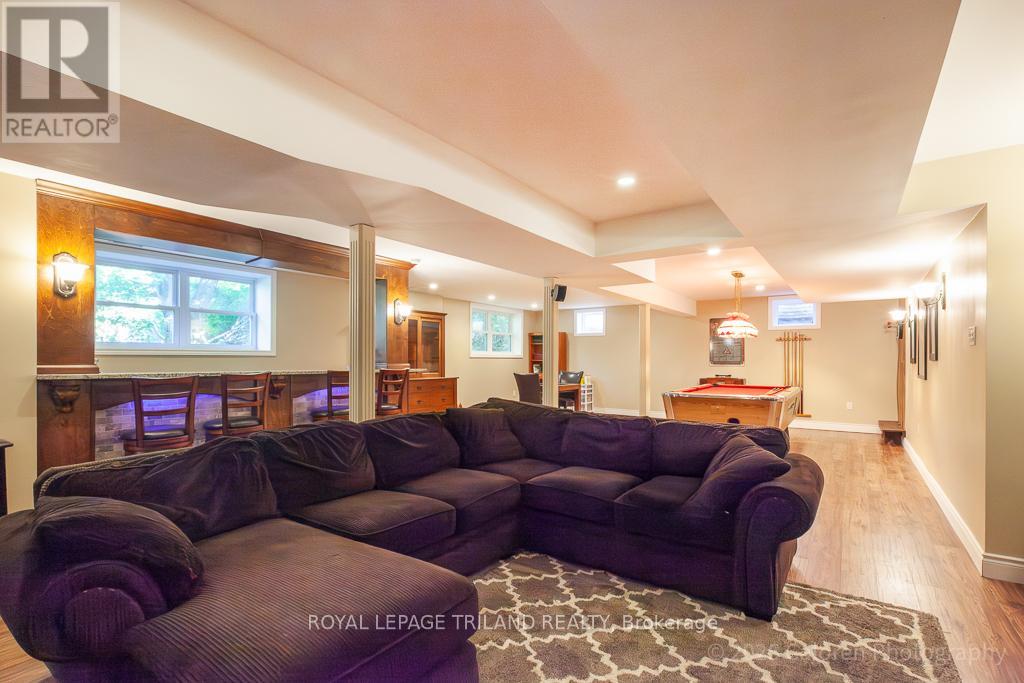 749 Commissioners Road W, London South, Ontario  N6K 1B6 - Photo 42 - X12435679