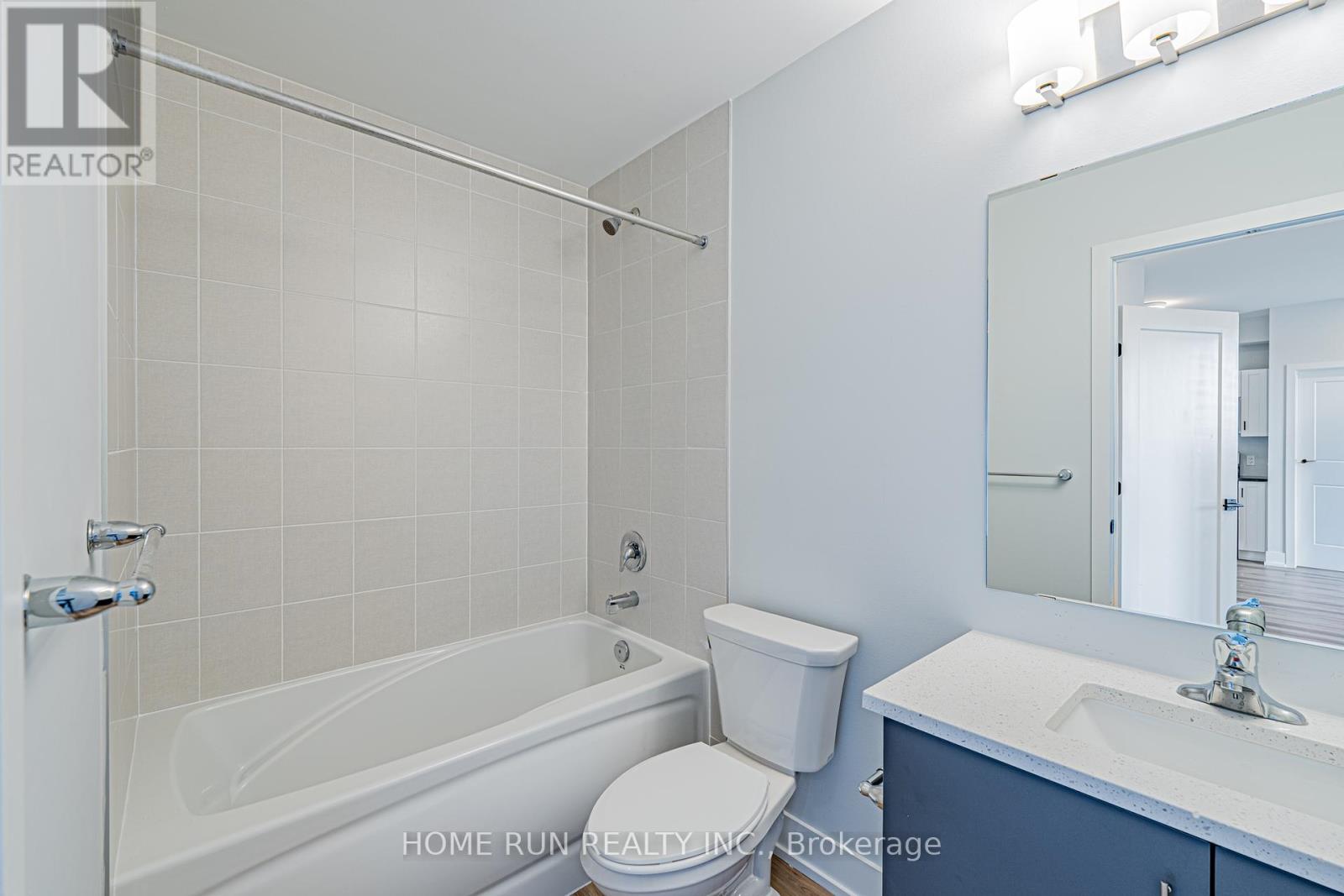 1350 Hemlock Road, Ottawa, Ontario  K1K 5C2 - Photo 24 - X12435673
