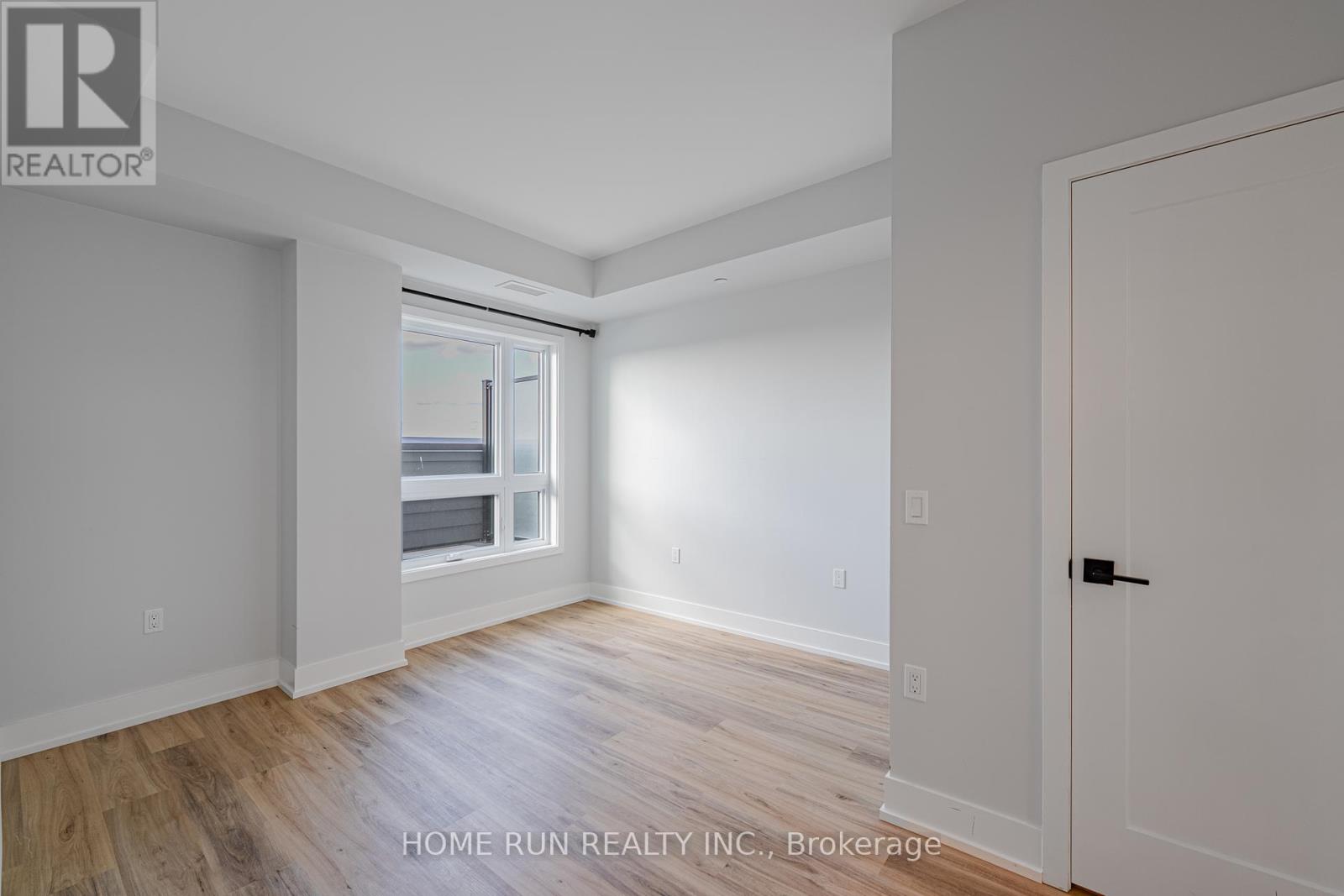 1350 Hemlock Road, Ottawa, Ontario  K1K 5C2 - Photo 25 - X12435673