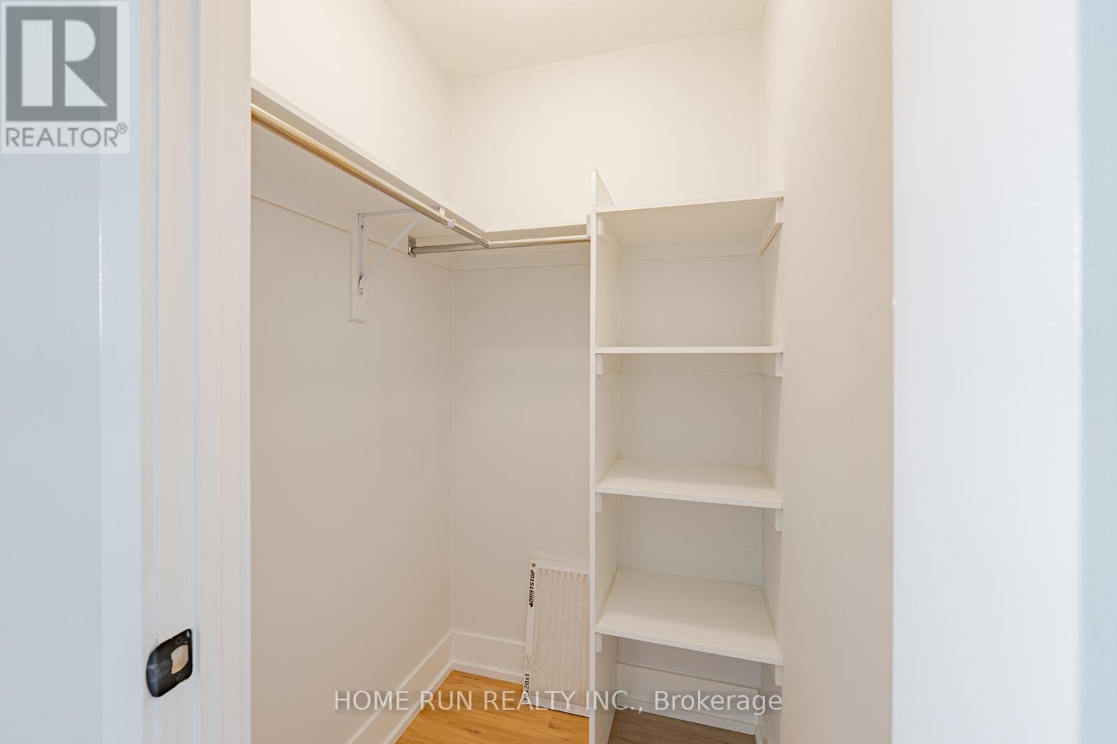 1350 Hemlock Road, Ottawa, Ontario  K1K 5C2 - Photo 28 - X12435673