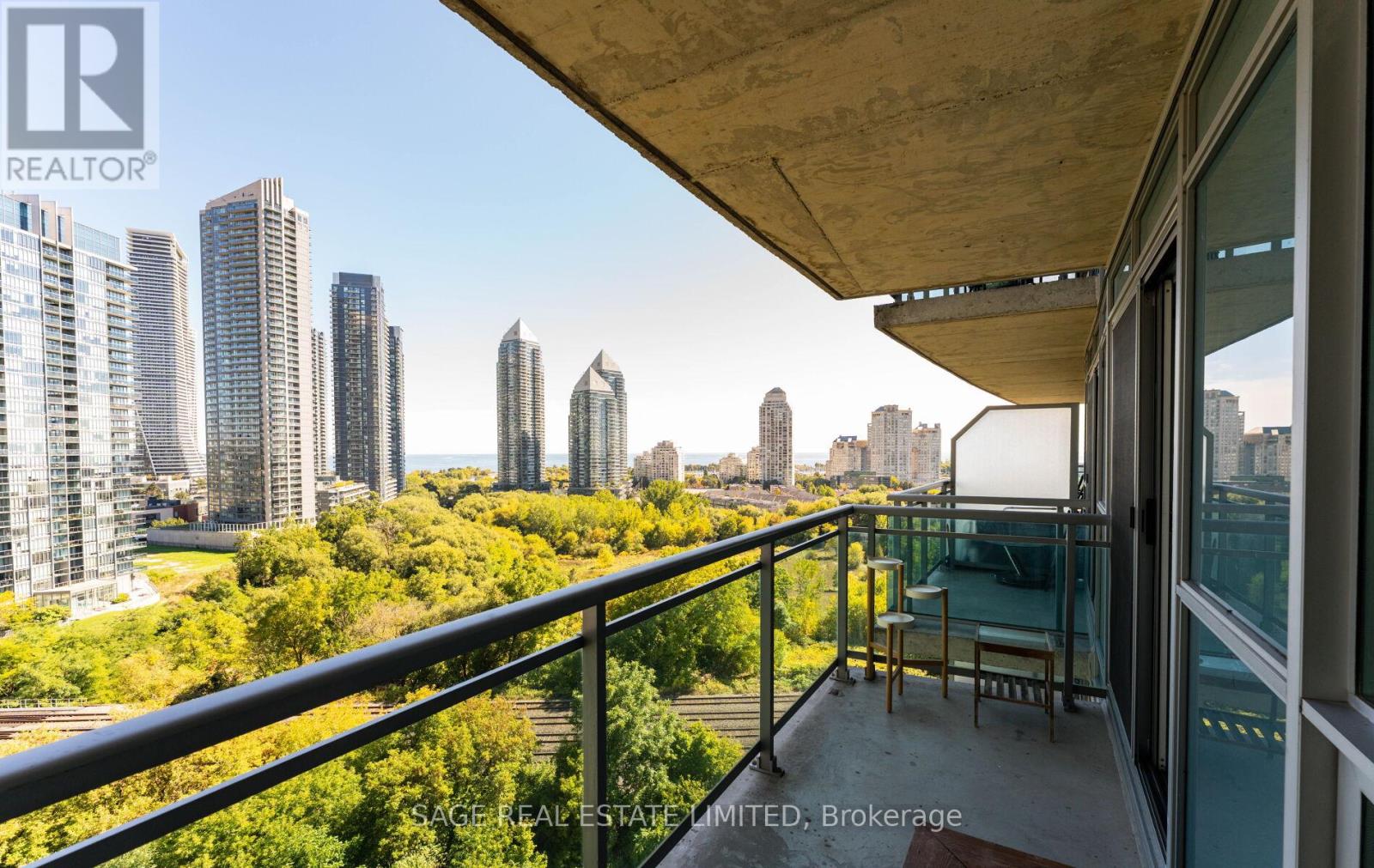 1202 - 155 Legion Road N, Toronto, Ontario  M8Y 0A7 - Photo 16 - W12435634