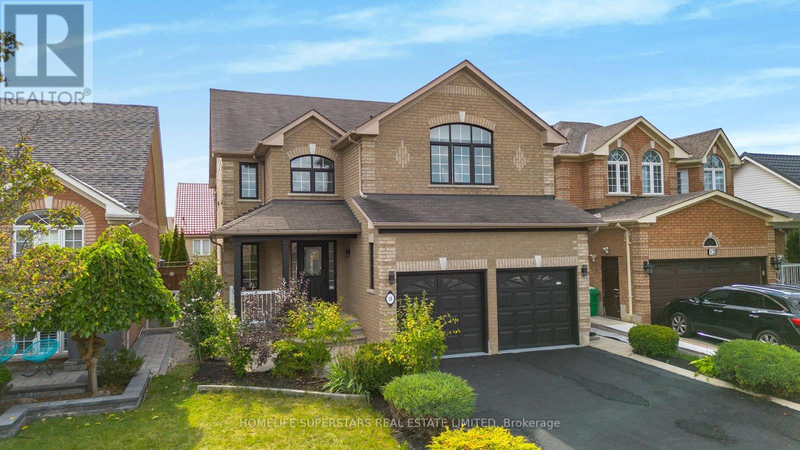10 ORCHID DRIVE, Brampton, Ontario