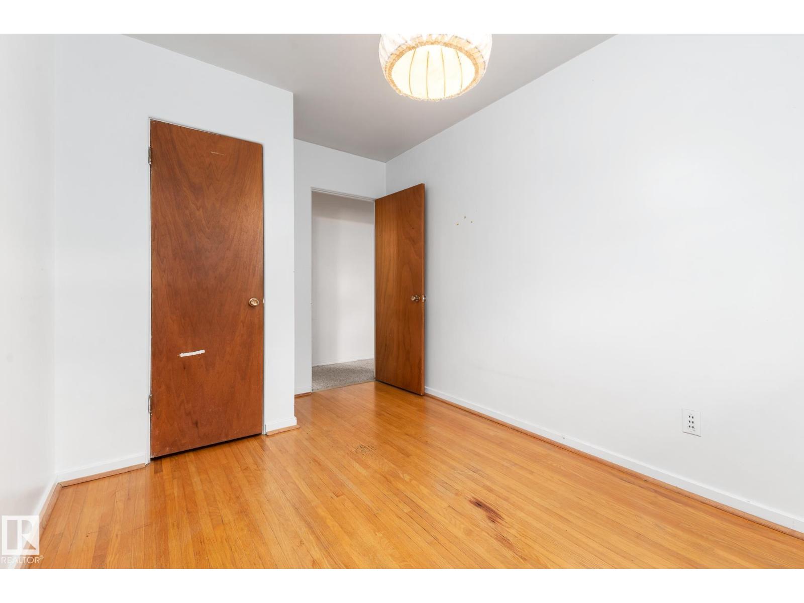 12419 135a Av Nw, Edmonton, Alberta  T5L 3Z4 - Photo 11 - E4460135
