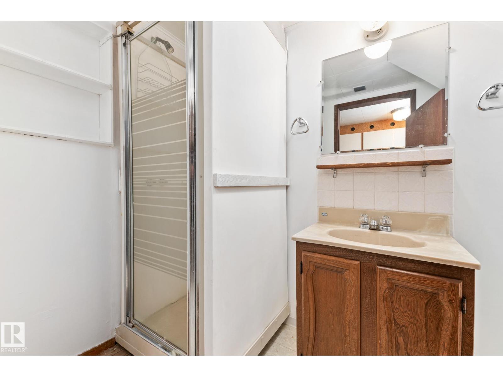 12419 135a Av Nw, Edmonton, Alberta  T5L 3Z4 - Photo 22 - E4460135