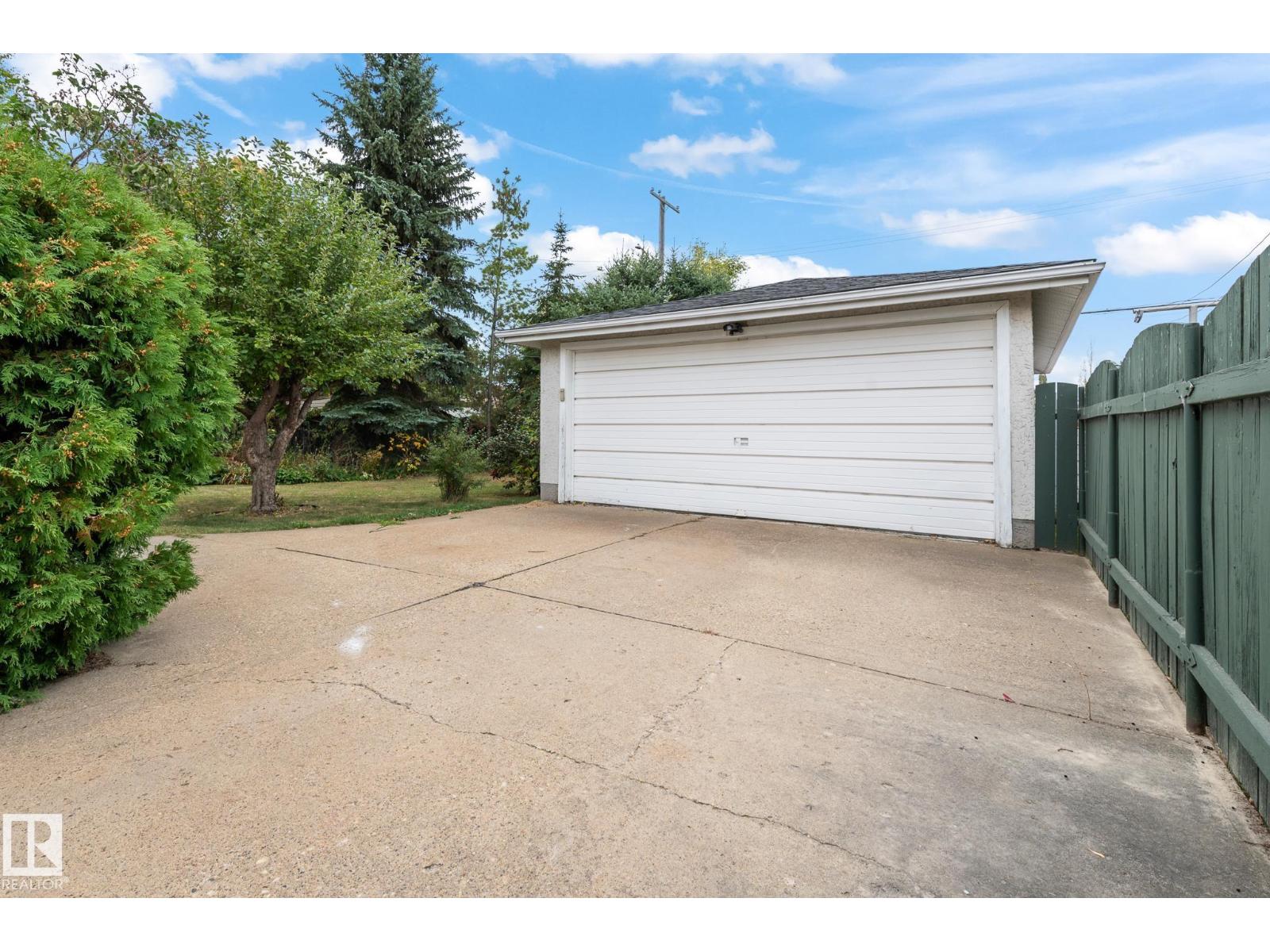 12419 135a Av Nw, Edmonton, Alberta  T5L 3Z4 - Photo 33 - E4460135