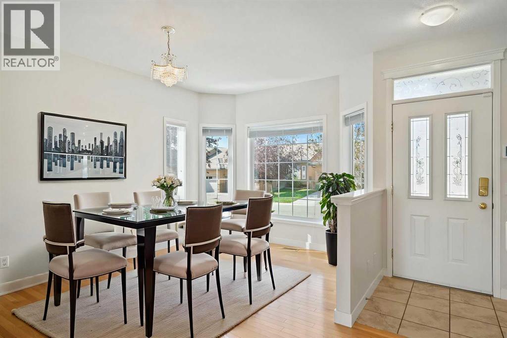 214 Shannon Estates Terrace Sw, Calgary, Alberta  T2Y 4C6 - Photo 4 - A2258228