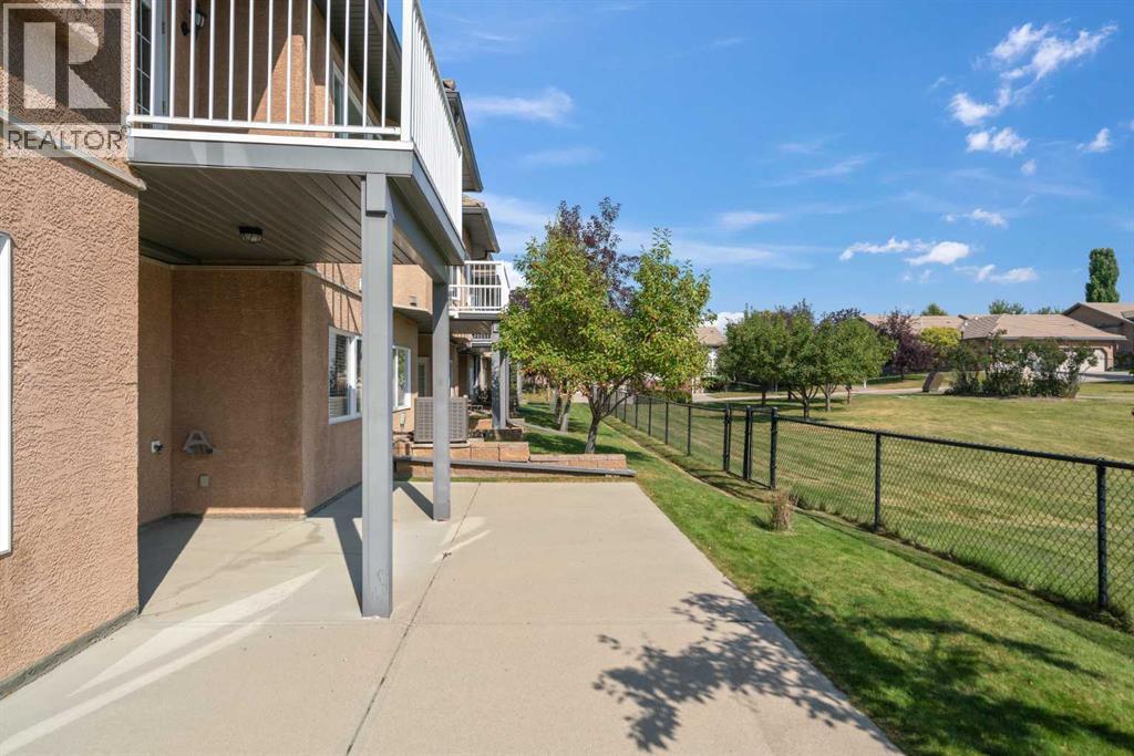 214 Shannon Estates Terrace Sw, Calgary, Alberta  T2Y 4C6 - Photo 48 - A2258228