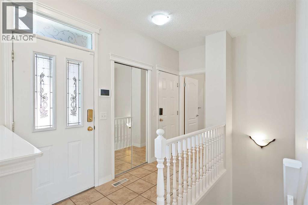 214 Shannon Estates Terrace Sw, Calgary, Alberta  T2Y 4C6 - Photo 24 - A2258228