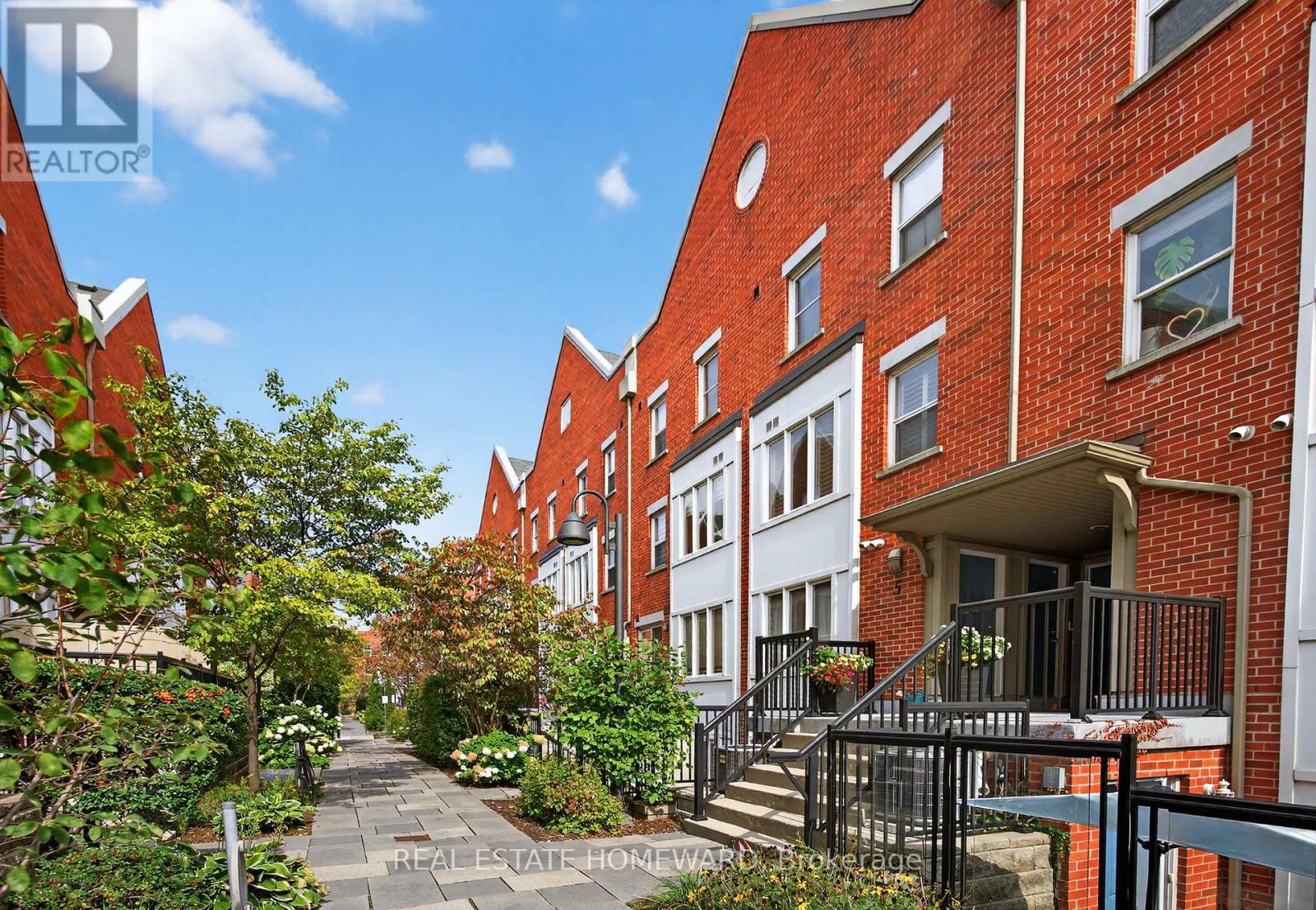 1 - 11 Frances Loring Lane, Toronto, Ontario  M4M 3E8 - Photo 30 - E12431890