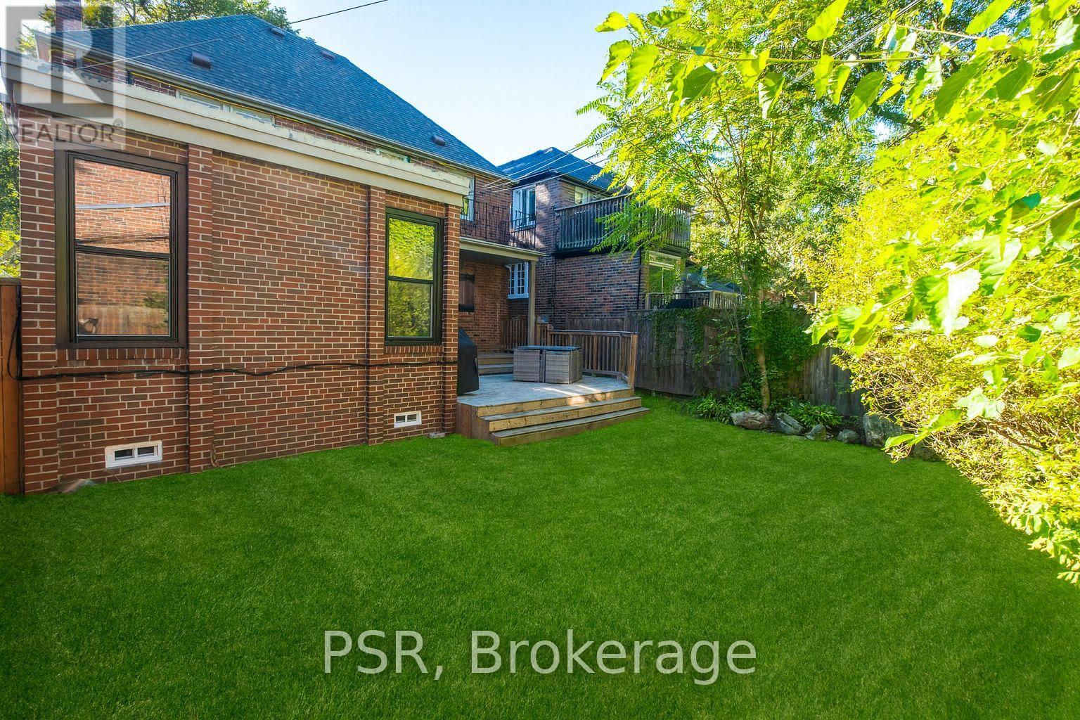7 Glenarden Road, Toronto, Ontario  M6C 3J8 - Photo 18 - C12435668