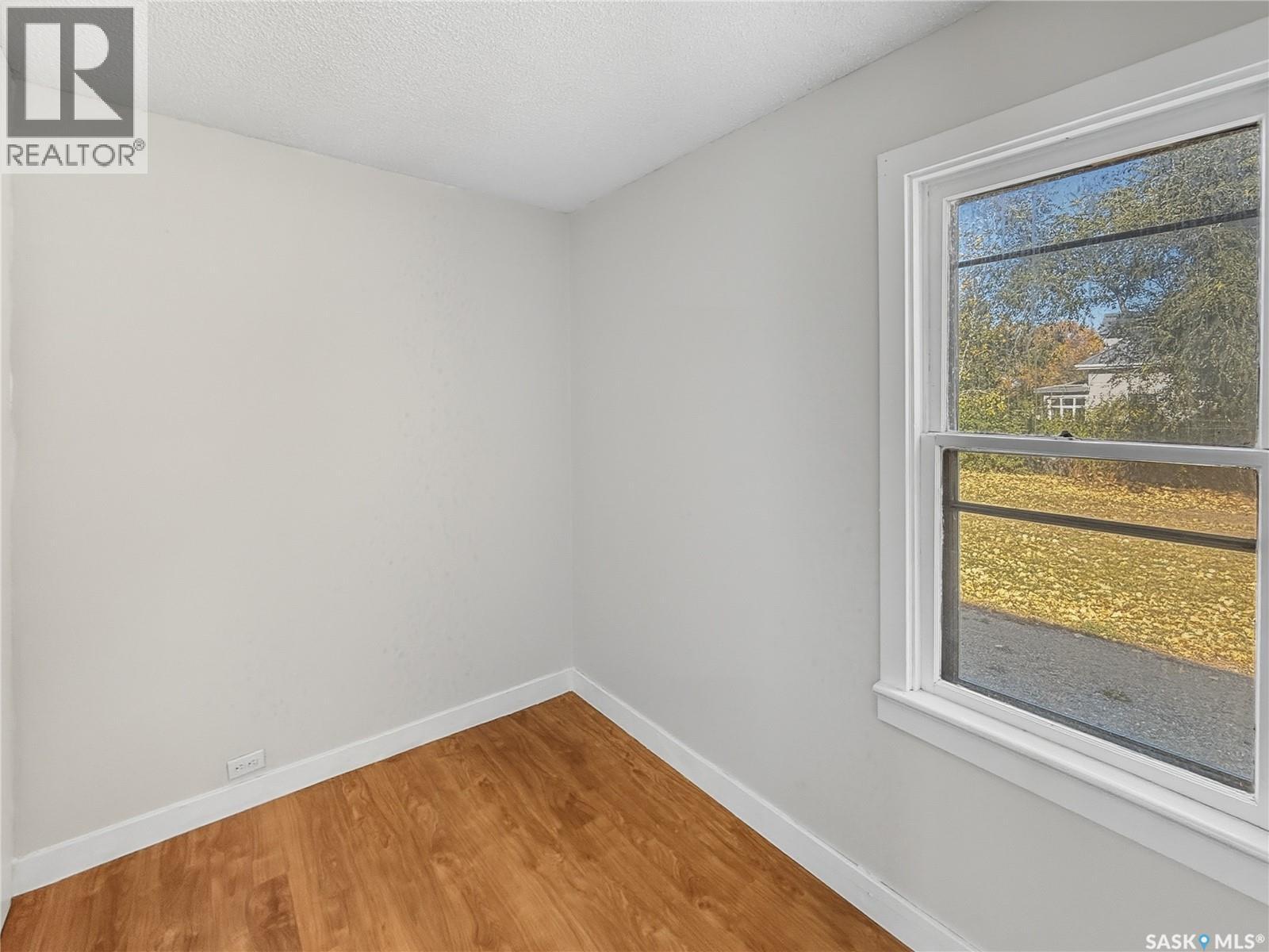 319 Dennis Street, Herbert, Saskatchewan  S0H 2A0 - Photo 12 - SK019677