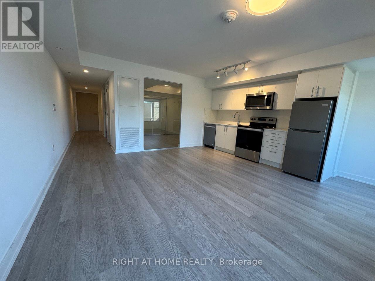 313 - 3 Strathgowan Avenue, Toronto, Ontario  M4N 1B8 - Photo 20 - C12388841