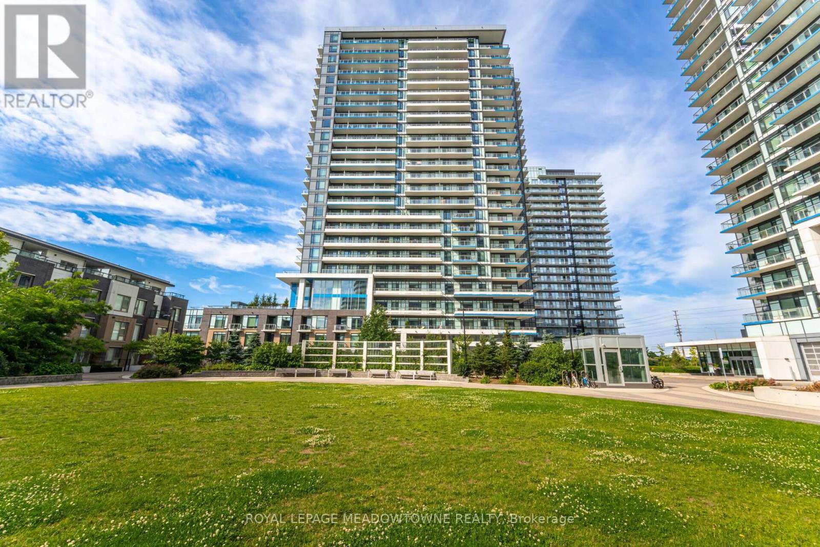 802 - 2560 EGLINTON AVENUE W, Mississauga, Ontario