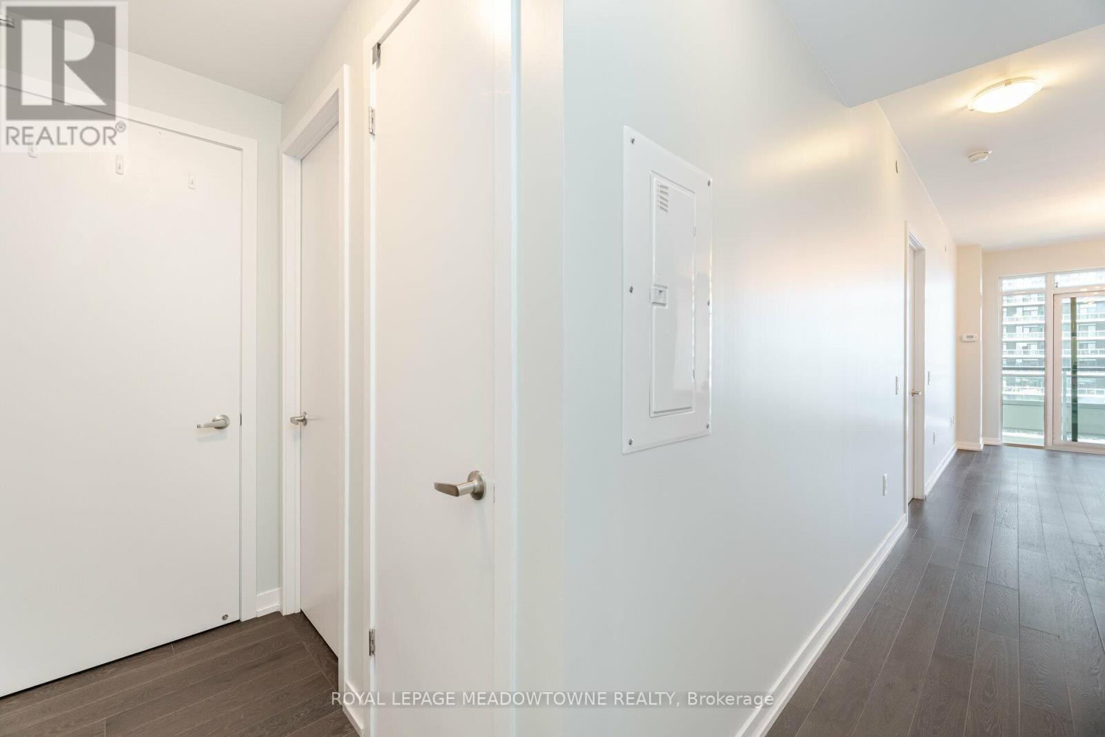 802 - 2560 Eglinton Avenue W, Mississauga, Ontario  L5M 0Y3 - Photo 11 - W12435672