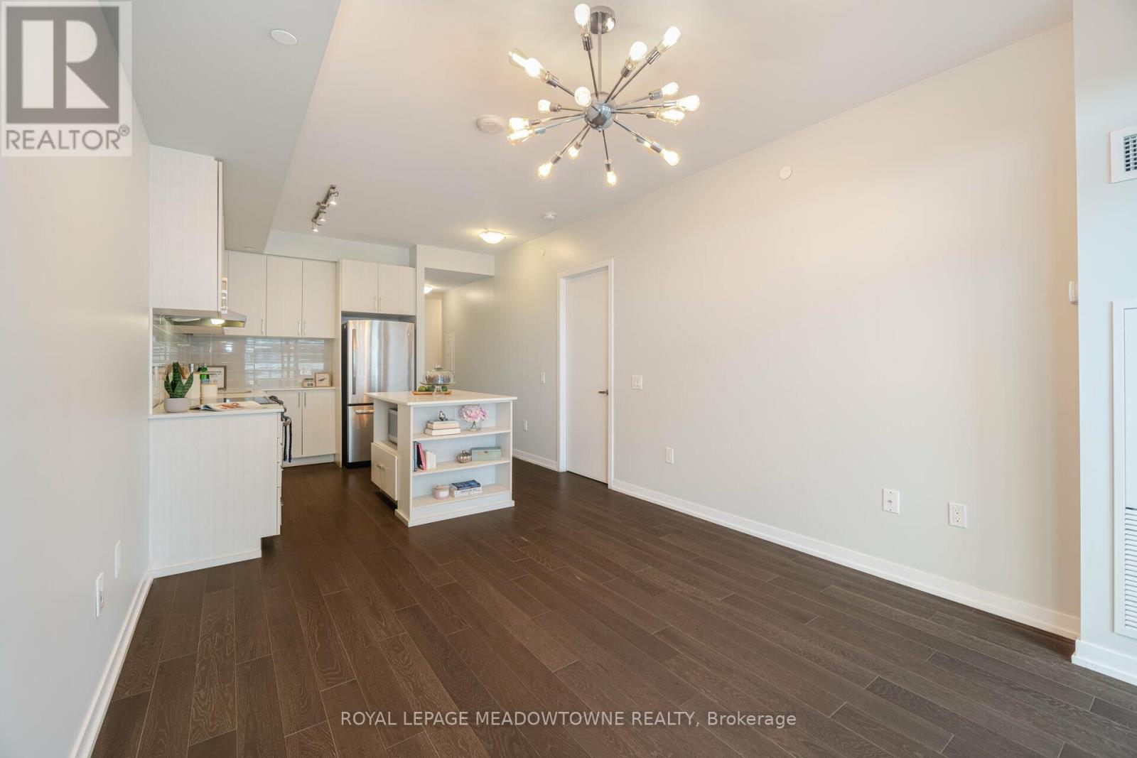 802 - 2560 Eglinton Avenue W, Mississauga, Ontario  L5M 0Y3 - Photo 15 - W12435672