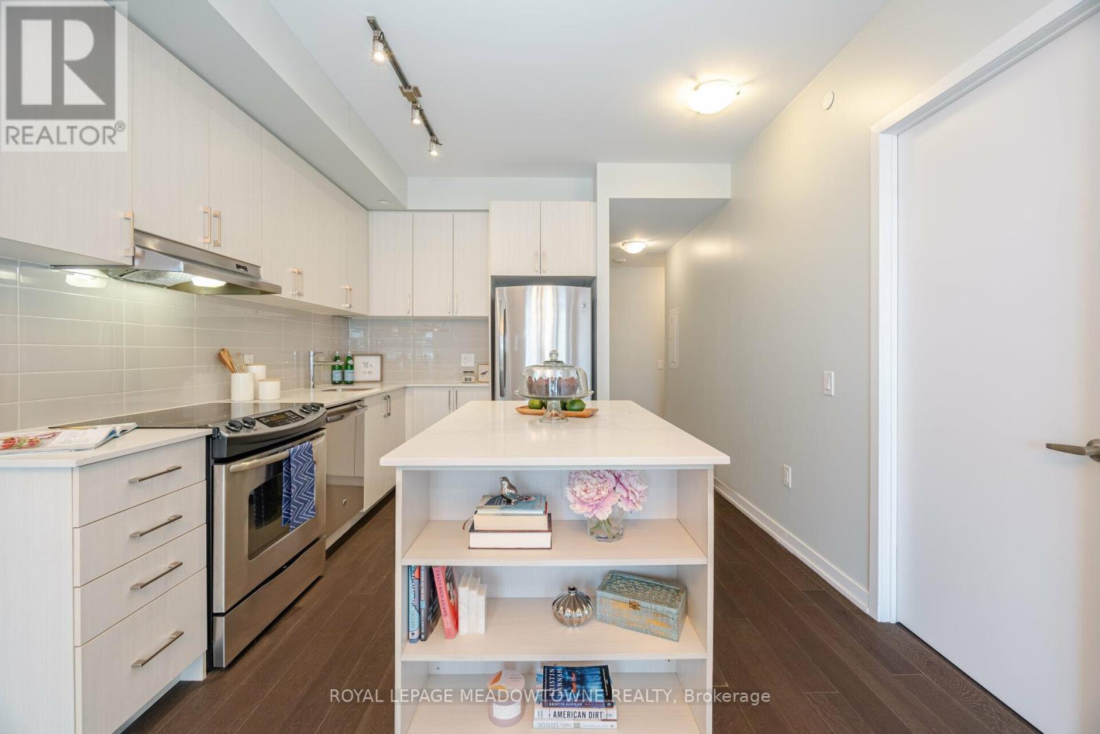 802 - 2560 Eglinton Avenue W, Mississauga, Ontario  L5M 0Y3 - Photo 17 - W12435672