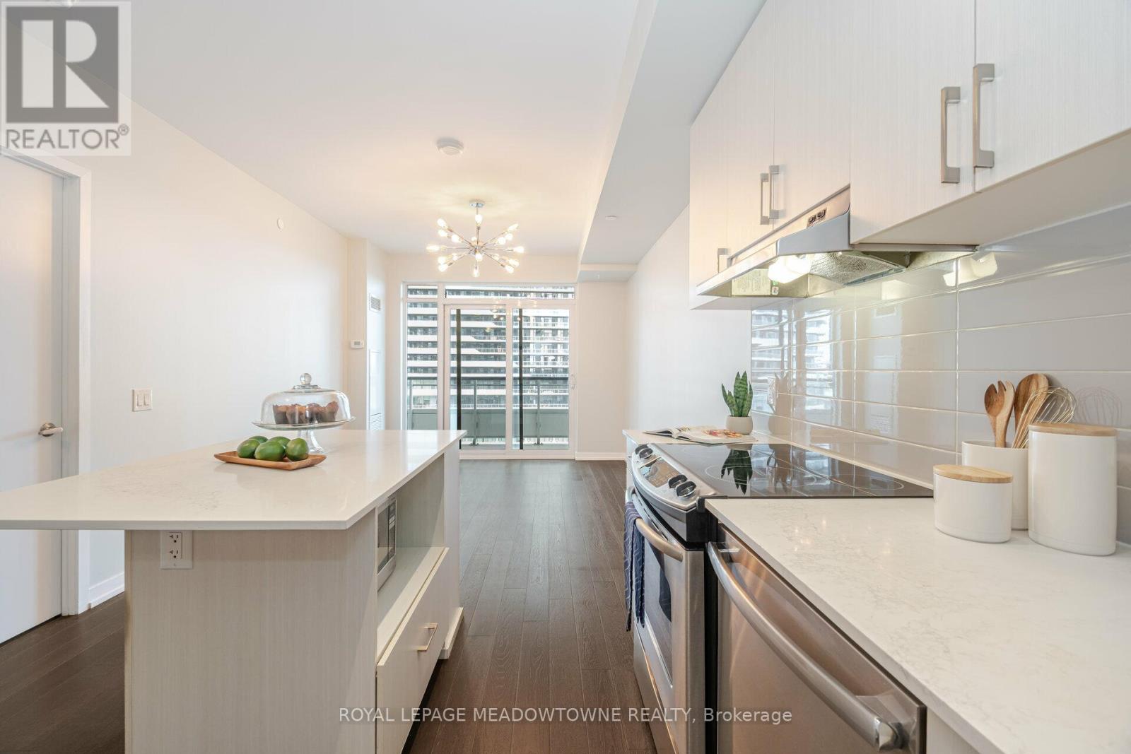 802 - 2560 Eglinton Avenue W, Mississauga, Ontario  L5M 0Y3 - Photo 21 - W12435672